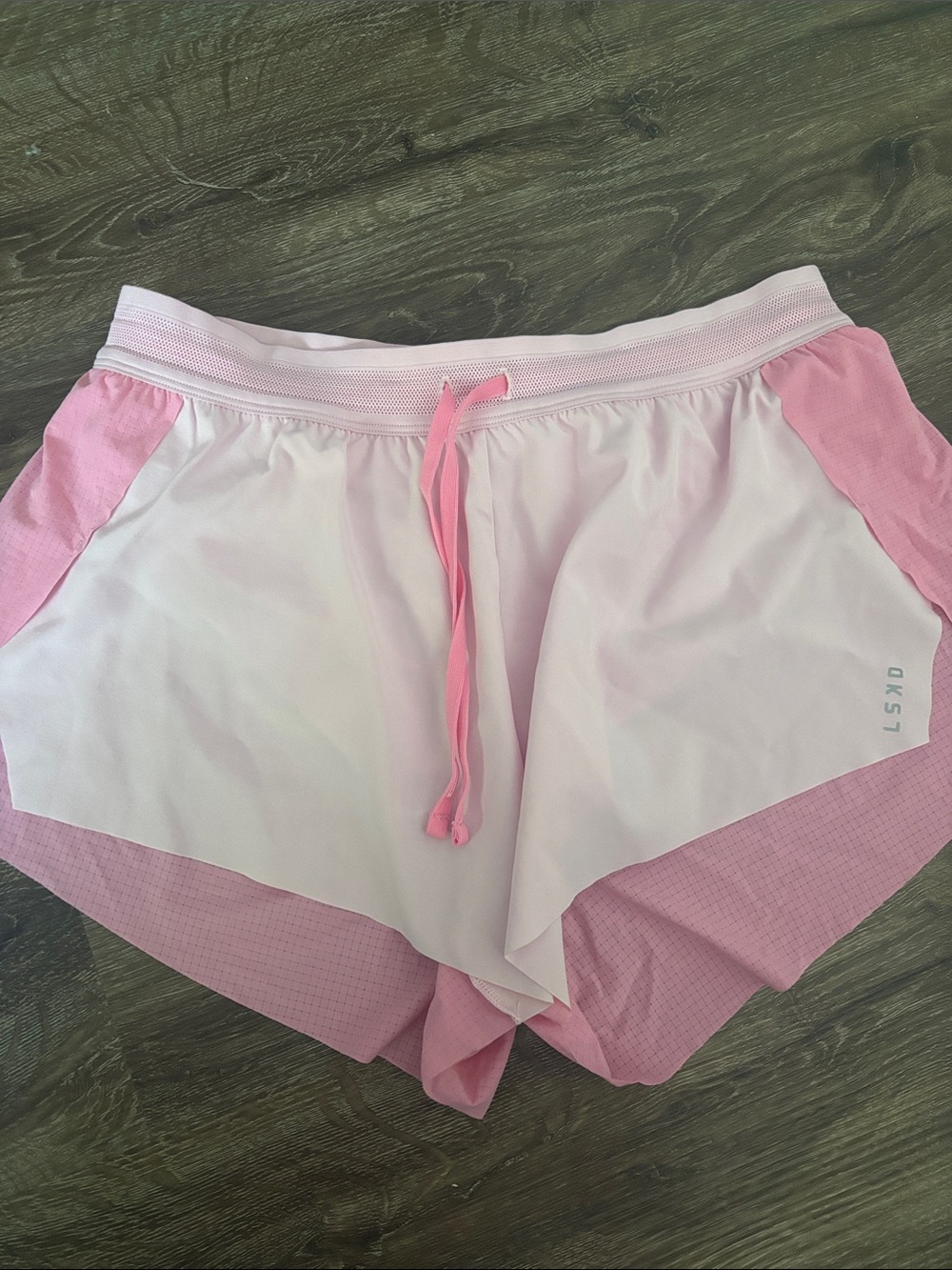 LSKD two tone Pink Accelerate 3” mid rise Athletic Running Shorts